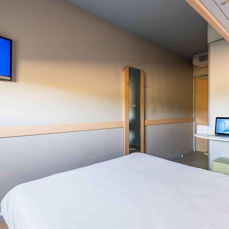 Ibis Budget Amberieu En Bugey/Chateau Gaillard A42 エクステリア 写真