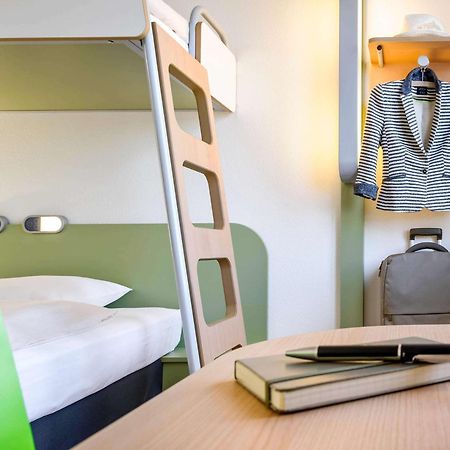 Ibis Budget Amberieu En Bugey/Chateau Gaillard A42 エクステリア 写真