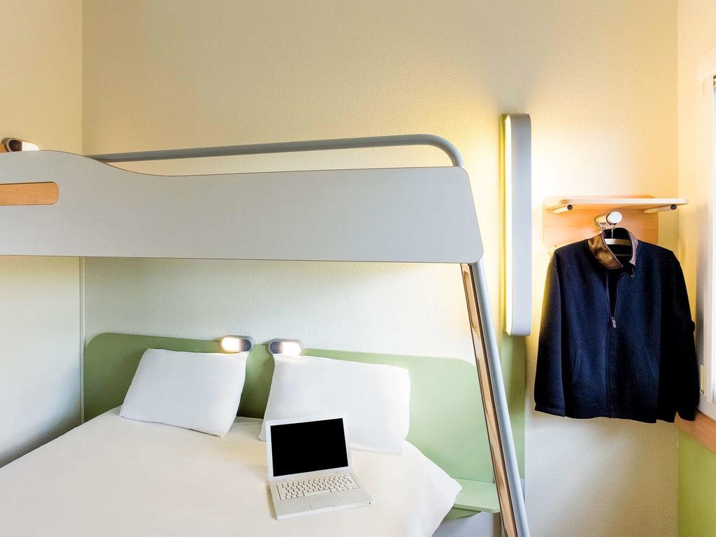 Ibis Budget Amberieu En Bugey/Chateau Gaillard A42 エクステリア 写真